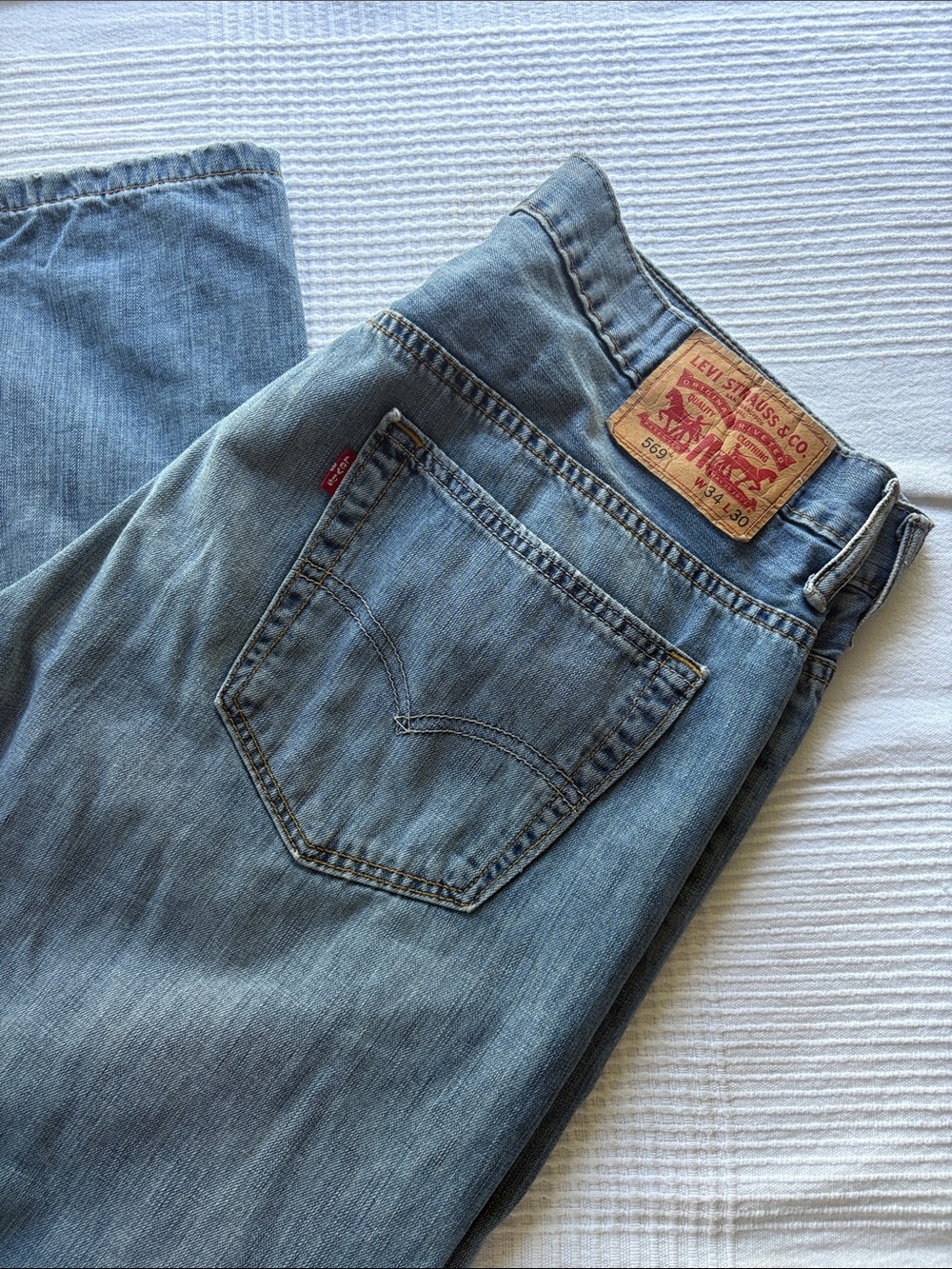 Levi's Light Blue Relaxed Fit Men's Jeans